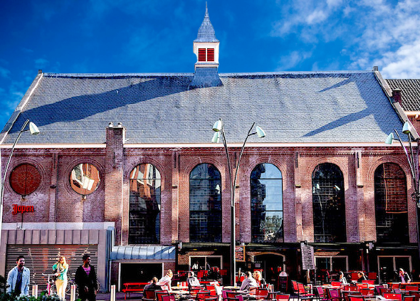 La chiesa sconsacrata di St.Jacobs a Harleem, Olanda dove ha sede la Jopen BV.