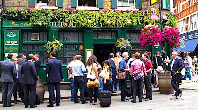 British Pub: dal declino alla riscoperta… e i Pub italiani?