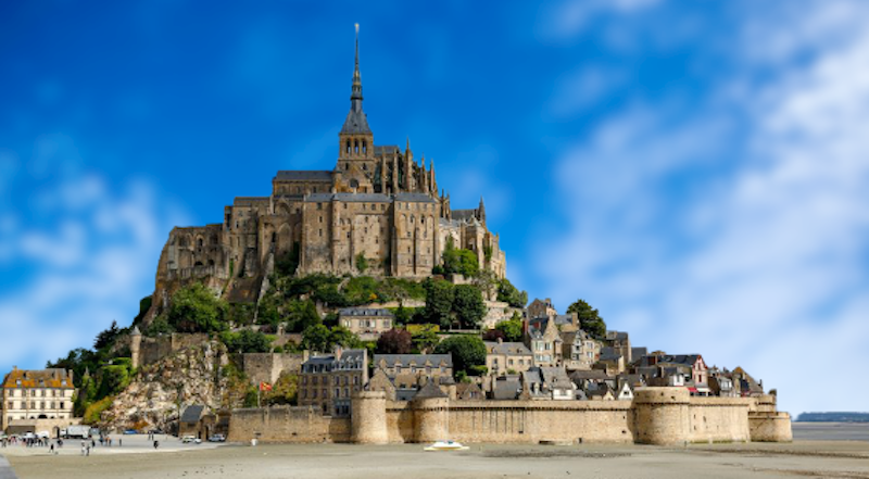 Mont Saint-Michel: una Collina che ogni giorno diventa Isola