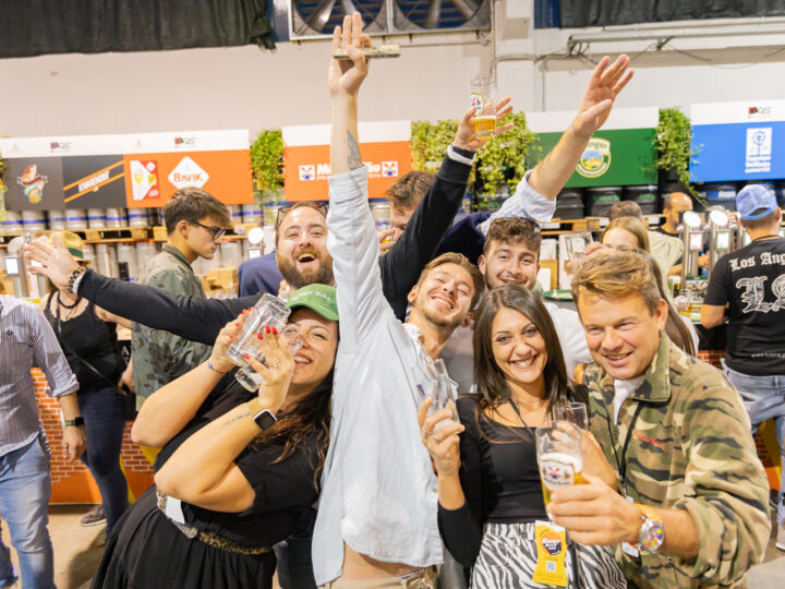 Al Beer Day di Aliprandi Beverage 30 Locali birrari festeggiano il successo sui social!